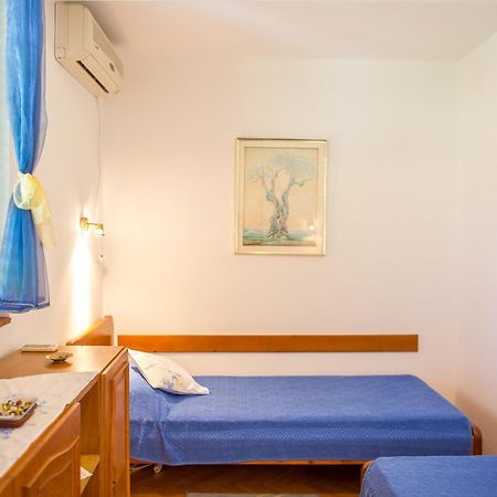 בודווה Azur Apartment מראה חיצוני תמונה