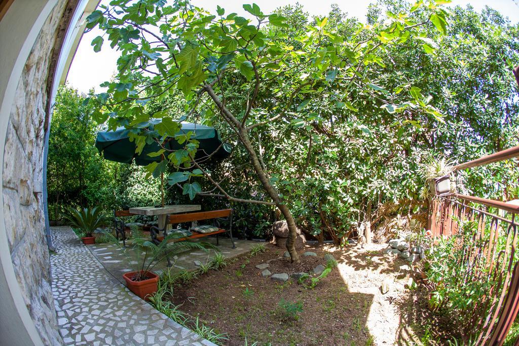 בודווה Azur Apartment מראה חיצוני תמונה